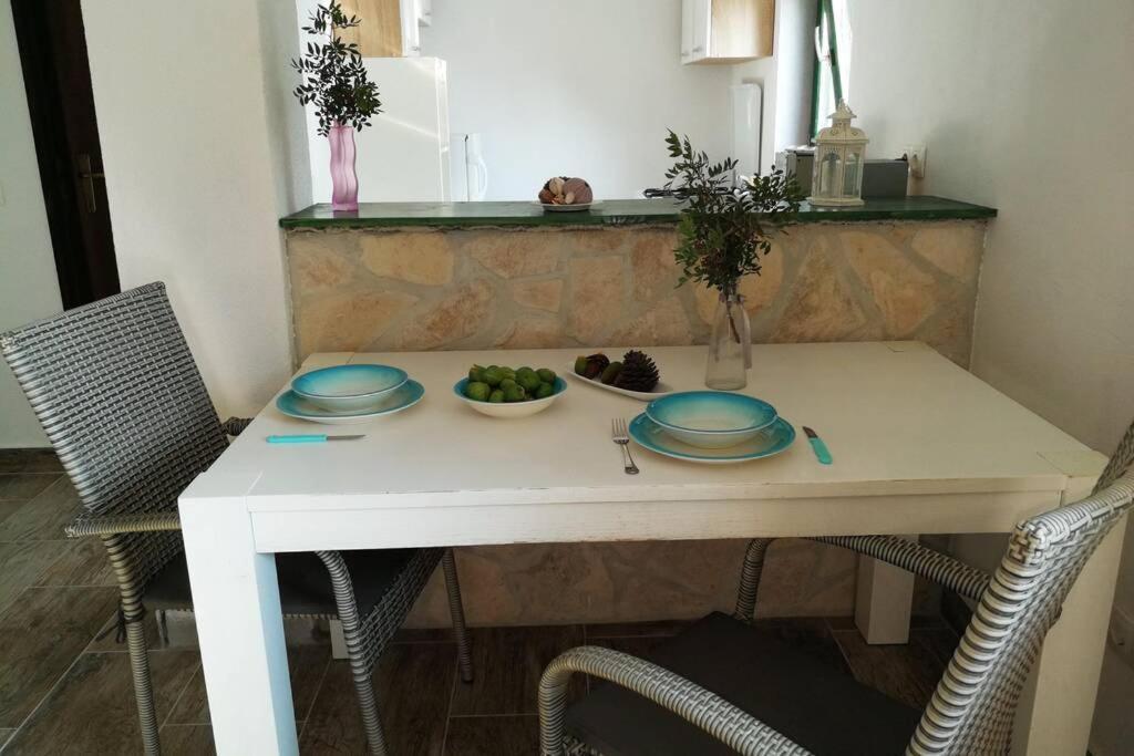 Kuca Za Odmor Obitelji Pedisic Βίλα Banj Εξωτερικό φωτογραφία